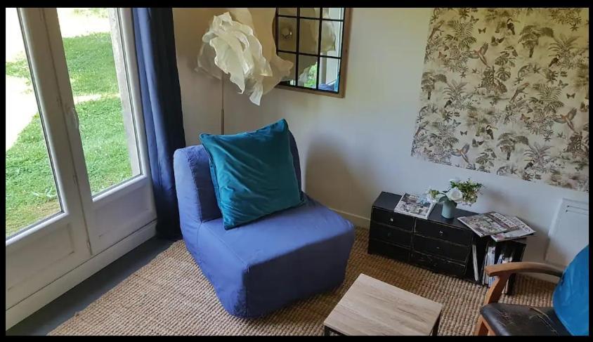 L'Atelier De La Blanchardiere 49520 Bed & Breakfast Le Tremblay Bagian luar foto